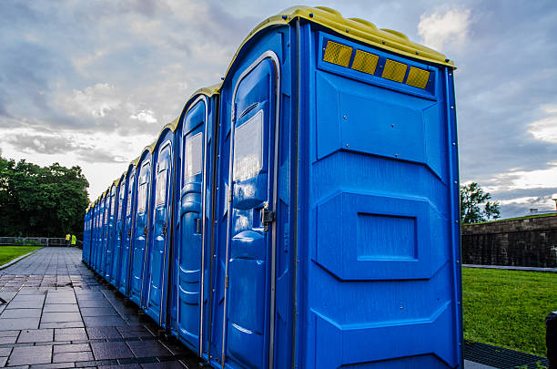 Best Luxury portable toilet rental  in Chlicothe, IL